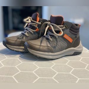 Kids Merrell sneaker size 11.5